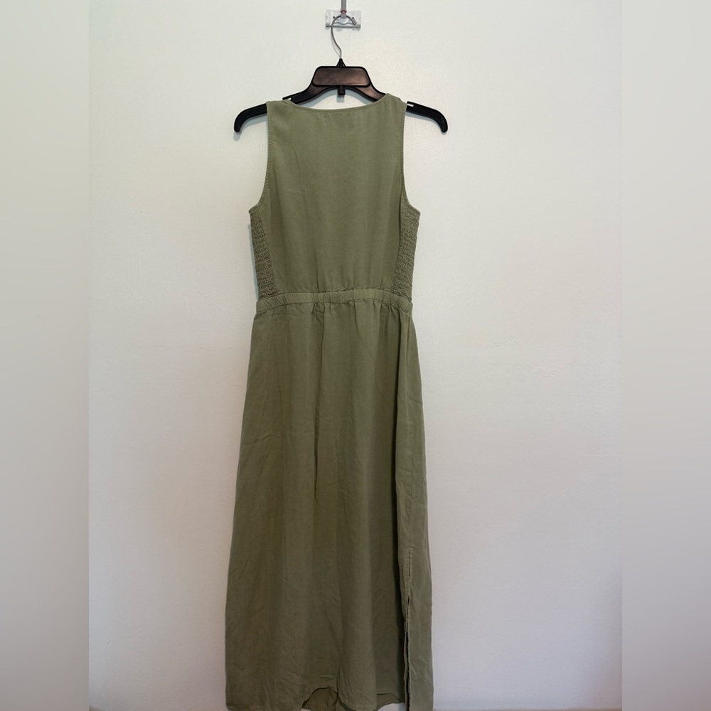 Cloth & Stone Matcha Maxi Dress Smocked Size XS Sleeveless Button Front - Picture 5 of 6